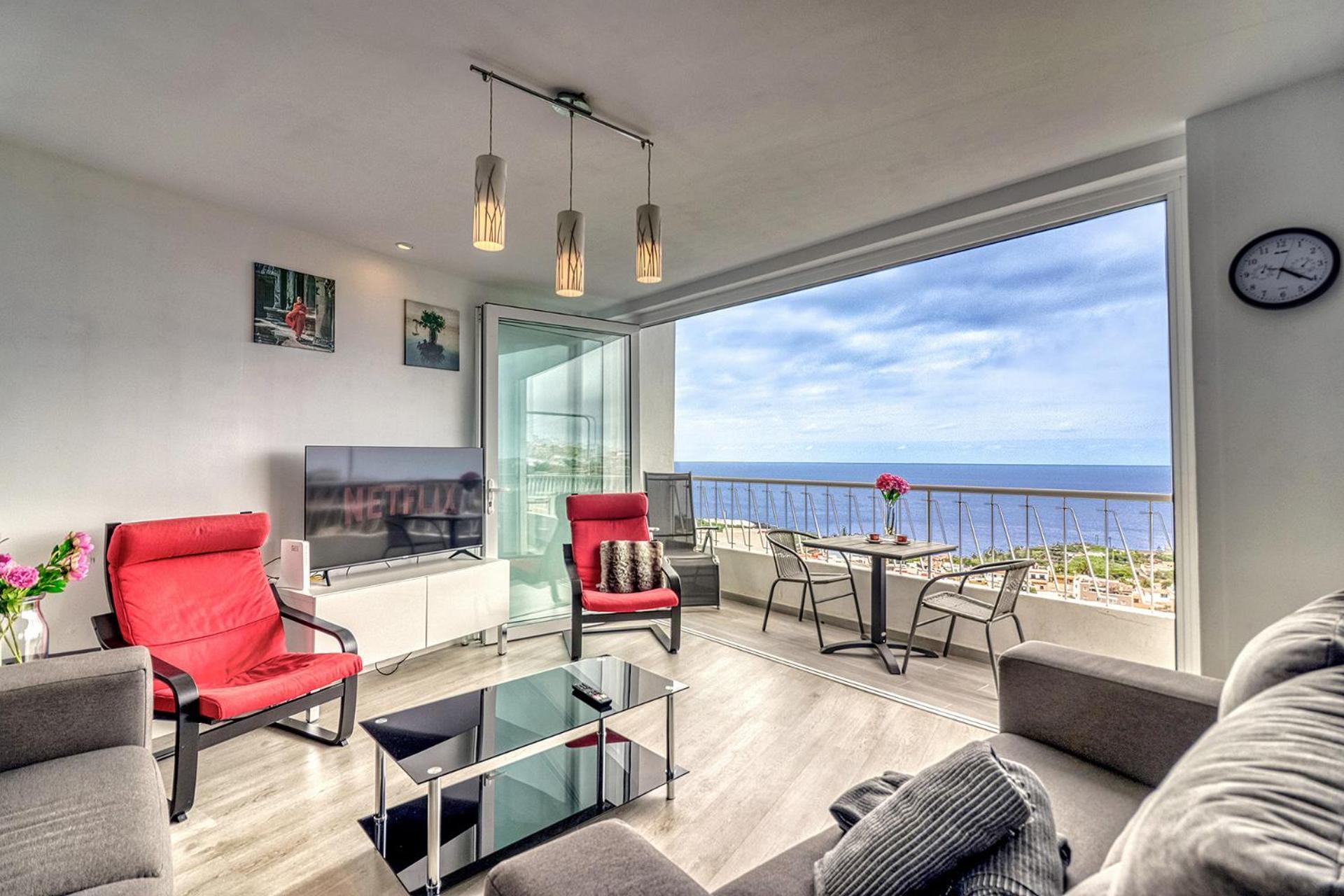 Central Modern Apartment With Private Parking & Ocean View & Coffee Corner Icod De Los Vinos Luaran gambar